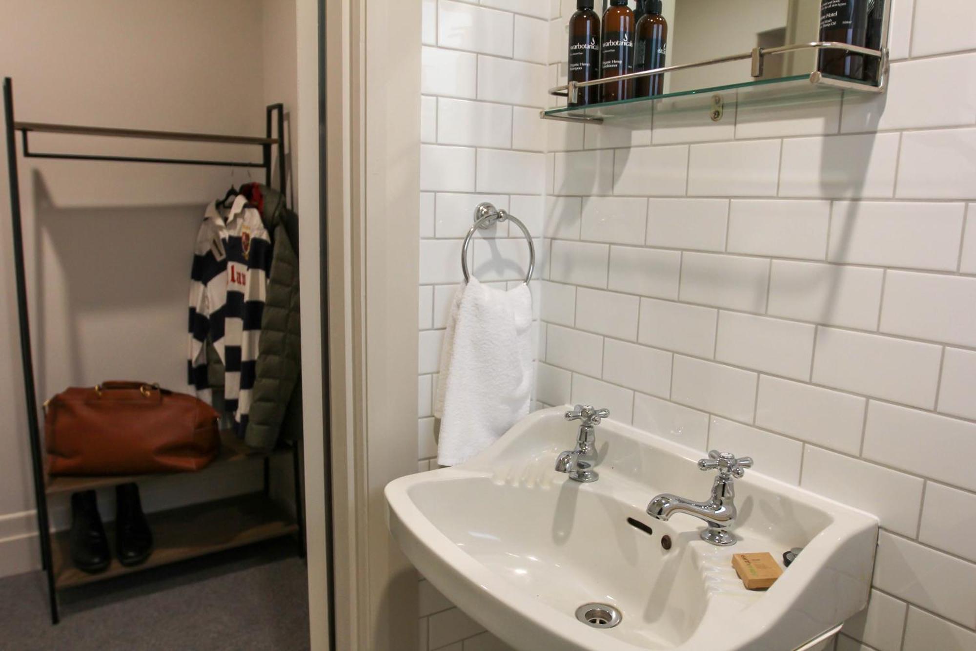 Alpine Hotel, Eat Drink Sleep Warburton Esterno foto